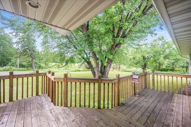 5426 S Darrow Rd, Superior, WI 54880