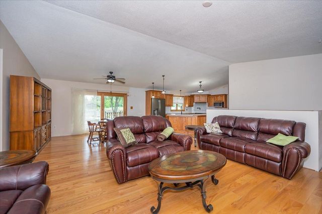 5426 S Darrow Rd, Superior, WI 54880