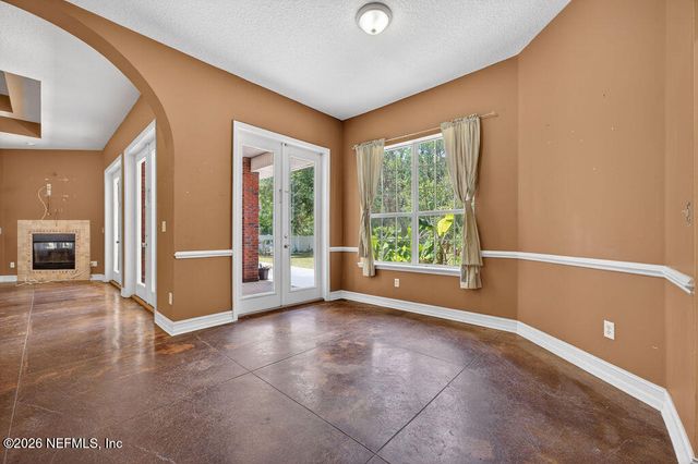 241 PIONEER Trail, Palatka, FL 32043