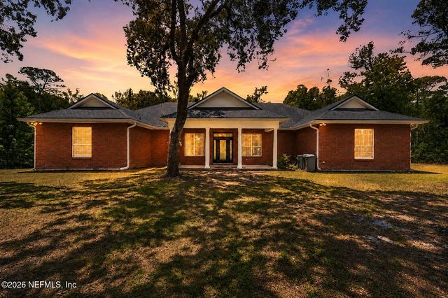 241 PIONEER Trail, Palatka, FL 32043