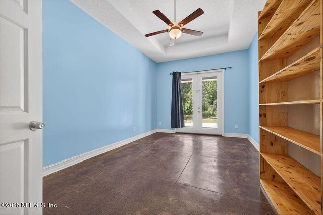241 PIONEER Trail, Palatka, FL 32043