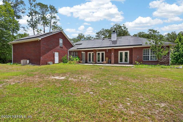 241 PIONEER Trail, Palatka, FL 32043