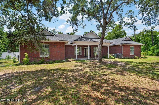 241 PIONEER Trail, Palatka, FL 32043