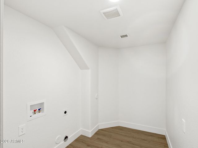 3025 S CASCADE Place, Chandler, AZ 85248