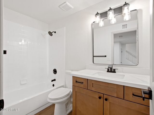 3025 S CASCADE Place, Chandler, AZ 85248