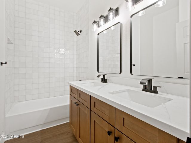 3025 S CASCADE Place, Chandler, AZ 85248