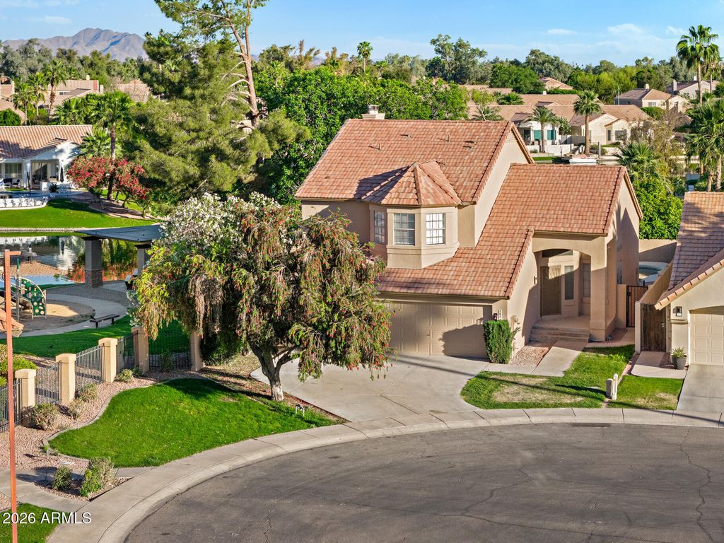 3025 S CASCADE Place, Chandler, AZ 85248