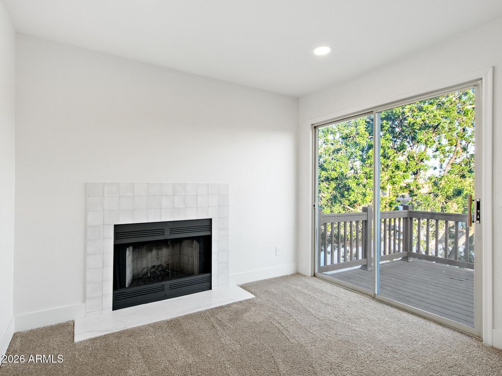 Image 11 of property listing at 3025 S CASCADE Place, Chandler, AZ 85248