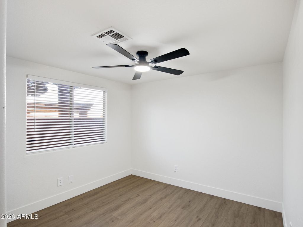 Image 24 of property listing at 3025 S CASCADE Place, Chandler, AZ 85248