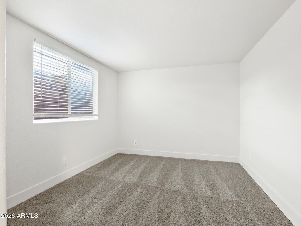 Image 33 of property listing at 3025 S CASCADE Place, Chandler, AZ 85248