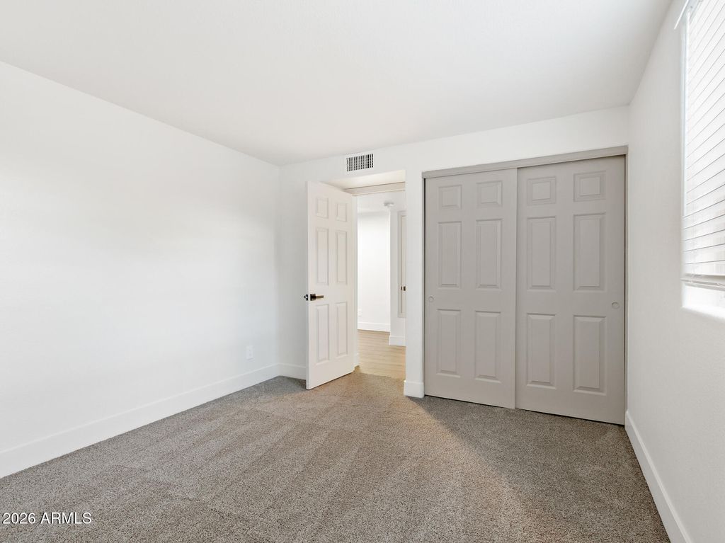 Image 37 of property listing at 3025 S CASCADE Place, Chandler, AZ 85248