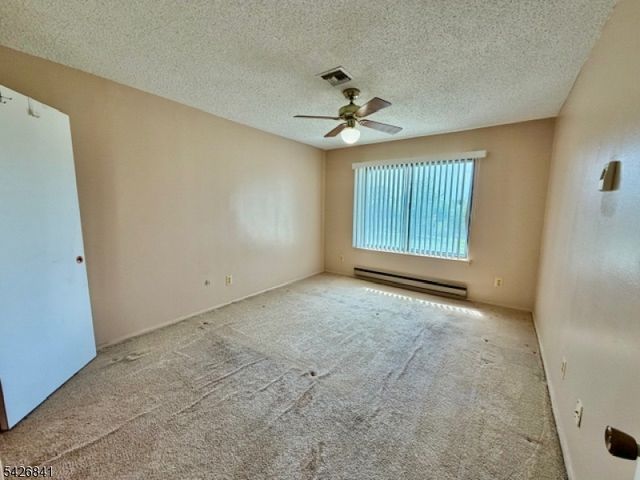 278 Crosse Dr 3F, Monroe Twp., NJ 08831