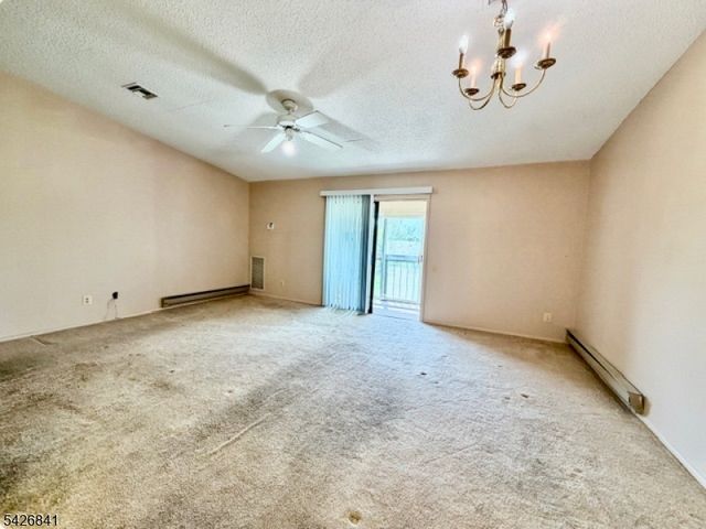 278 Crosse Dr 3F, Monroe Twp., NJ 08831