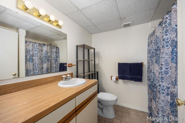 17225 Apache Trail, Howard City, MI 49329