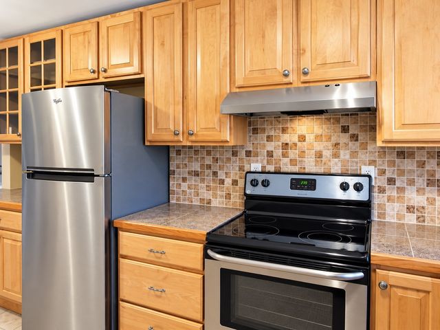 107 Nahant St B107-2, Lynn, MA 01902