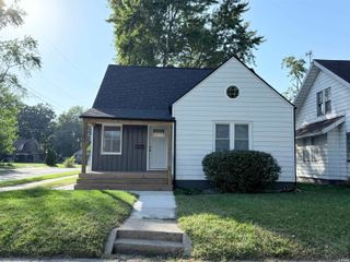 1201 N Brookfield Street, South Bend, IN 46628