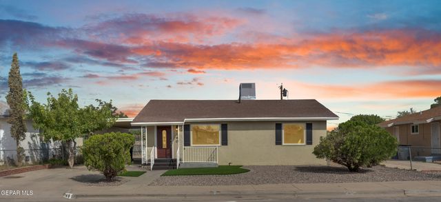 140 TEAKWOOD Road, El Paso, TX 79915