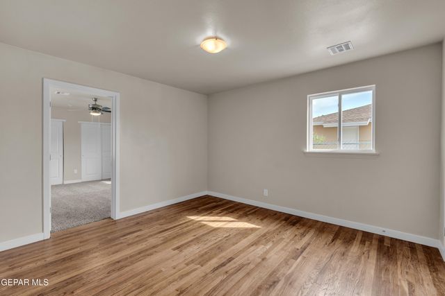 140 TEAKWOOD Road, El Paso, TX 79915