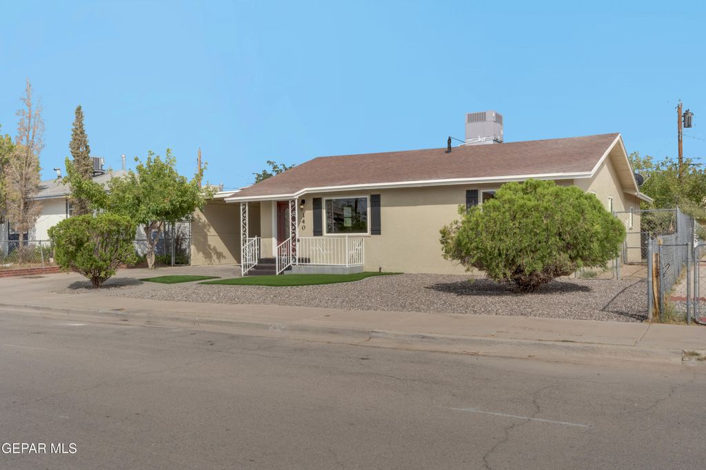 140 TEAKWOOD Road, El Paso, TX 79915