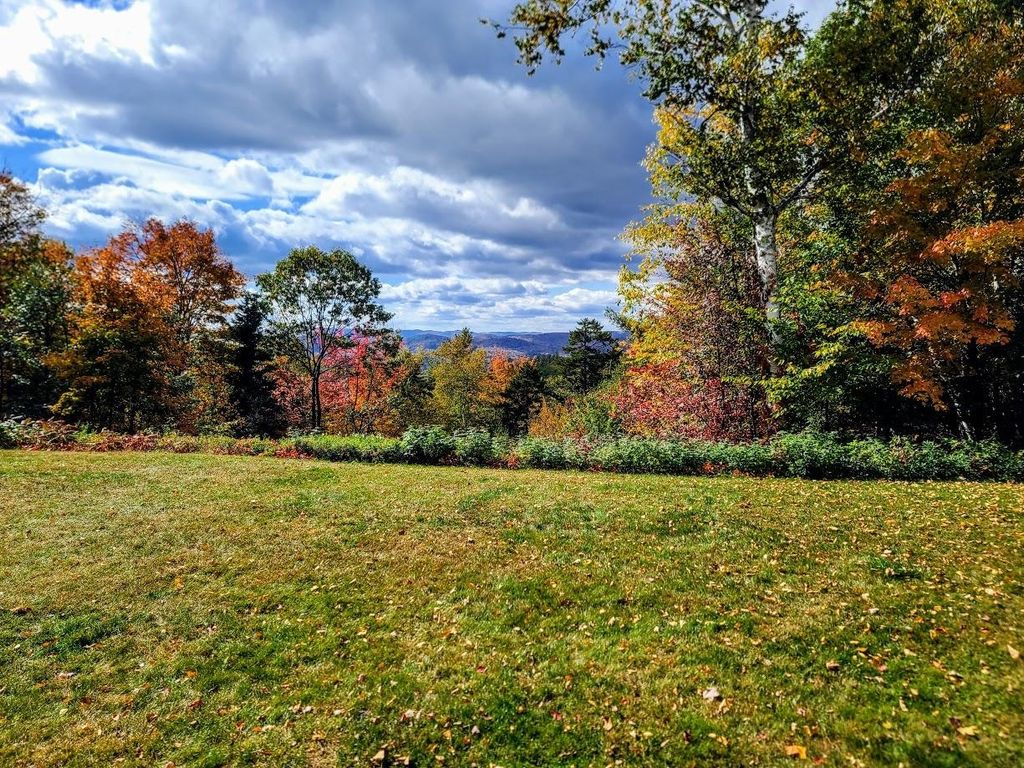 34 Weetamoo Trail # 5, Campton, NH 03223