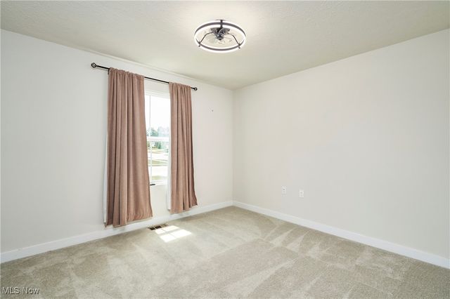 2767 Steeb Circle, Norton, OH 44203