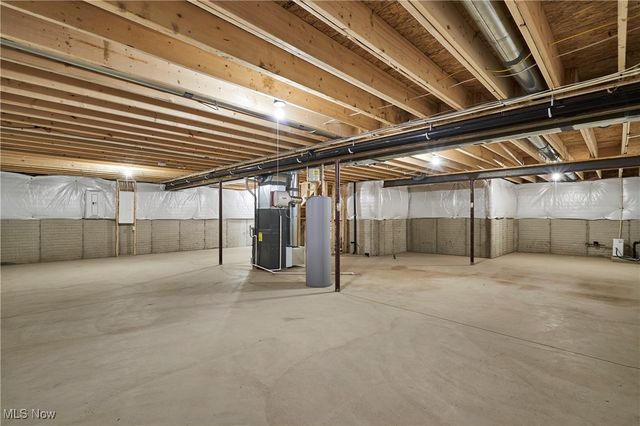 2767 Steeb Circle, Norton, OH 44203