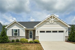 2767 Steeb Circle, Norton, OH 44203