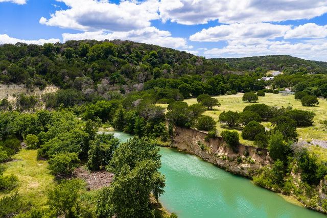 289 Hoot Owl Hollow Rd, Ingram, TX 78025
