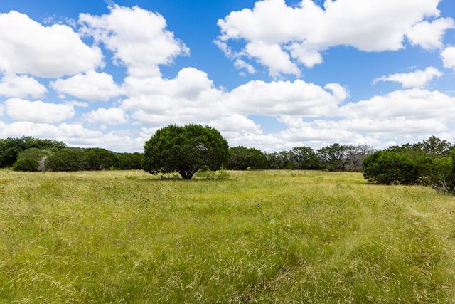 289 Hoot Owl Hollow Rd, Ingram, TX 78025