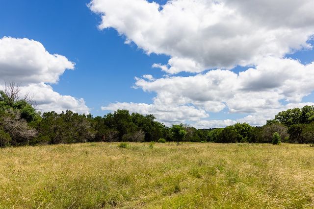 289 Hoot Owl Hollow Rd, Ingram, TX 78025