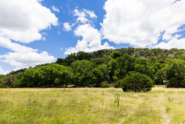 289 Hoot Owl Hollow Rd, Ingram, TX 78025