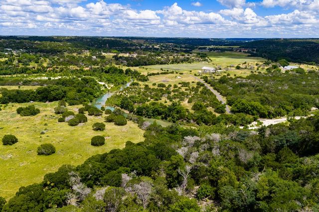 289 Hoot Owl Hollow Rd, Ingram, TX 78025