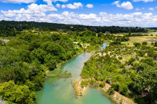 289 Hoot Owl Hollow Rd, Ingram, TX 78025