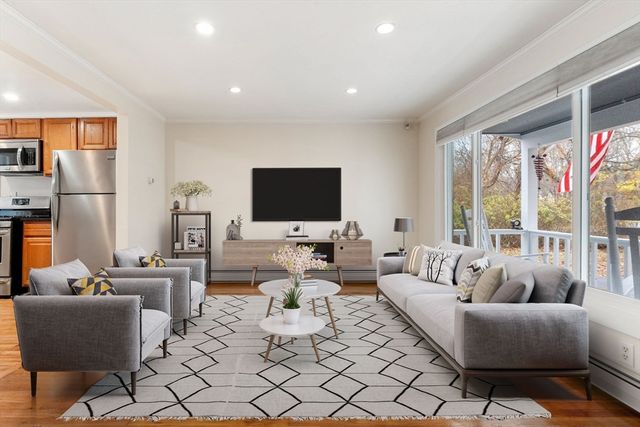 44 Dawes Rd, Brockton, MA 02301