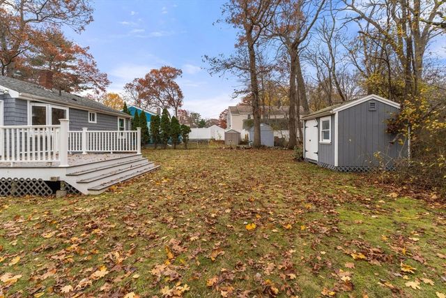 44 Dawes Rd, Brockton, MA 02301