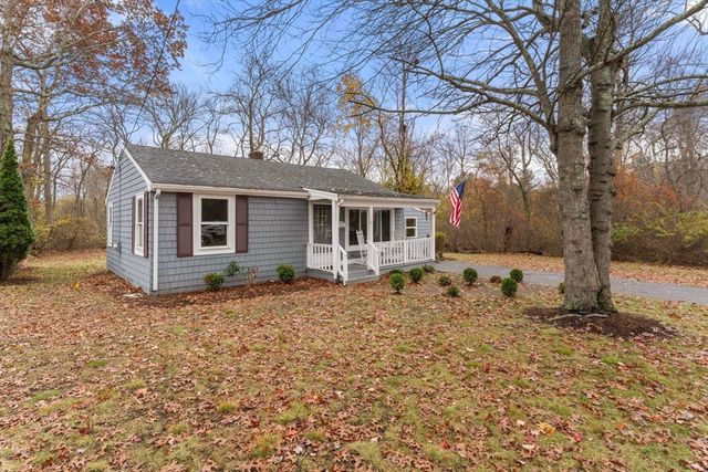 44 Dawes Rd, Brockton, MA 02301