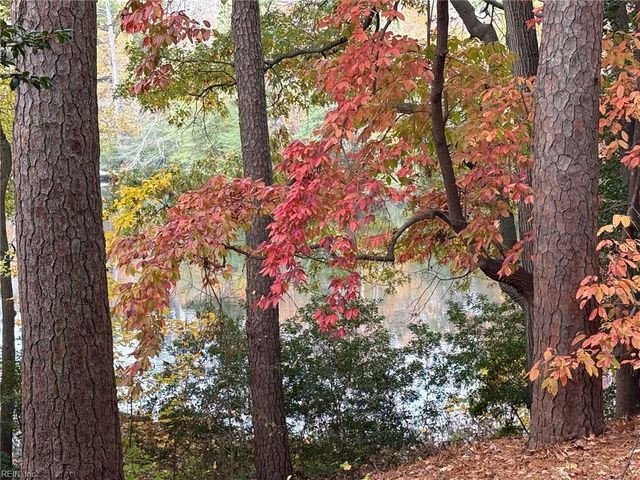 674 Todd TRL, Newport News, VA 23602