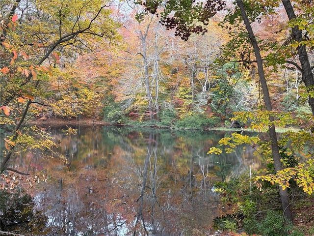 674 Todd TRL, Newport News, VA 23602