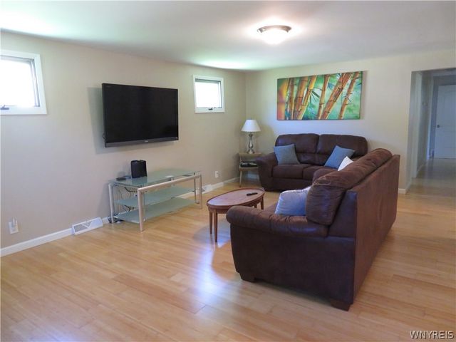 571 Tuscarora Road, Evans, NY 14006