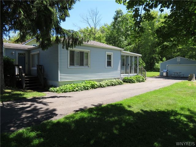 571 Tuscarora Road, Evans, NY 14006