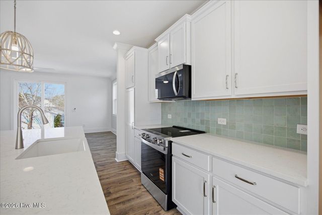 501 Greenville Avenue 1, Carolina Beach, NC 28428