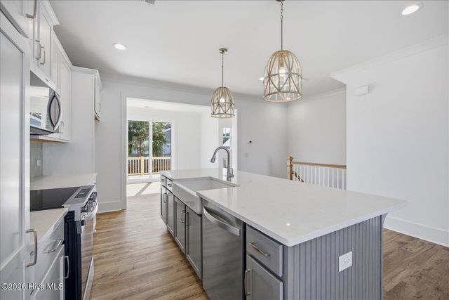 501 Greenville Avenue 1, Carolina Beach, NC 28428
