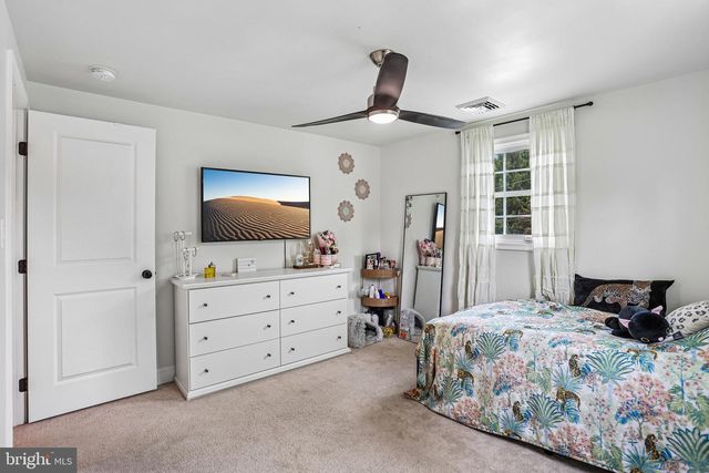 1409 BURKE RD, West Chester, PA 19380