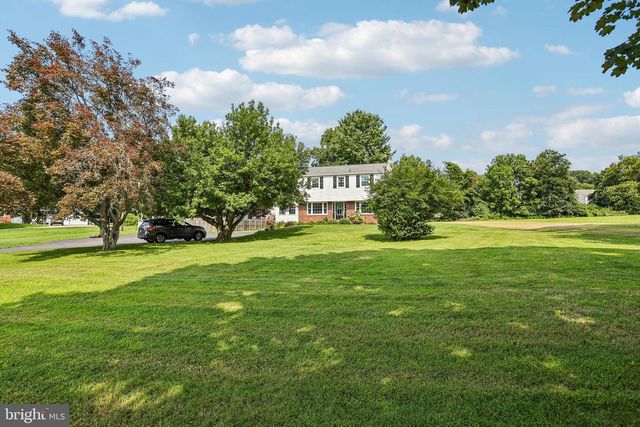 1409 BURKE RD, West Chester, PA 19380