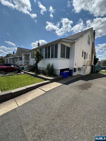 55 Center Street, Belleville, NJ 07109