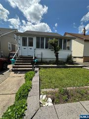 55 Center Street, Belleville, NJ 07109