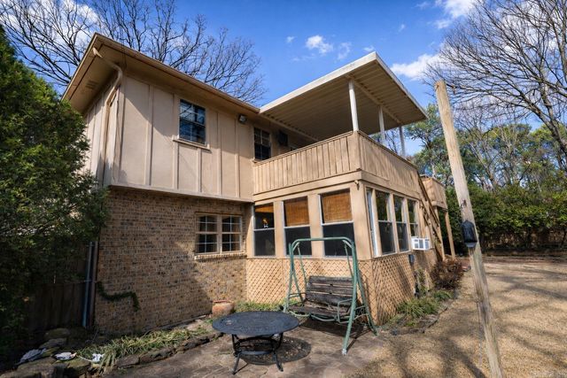 2323 Clapboard Hill Road, Little Rock, AR 72227