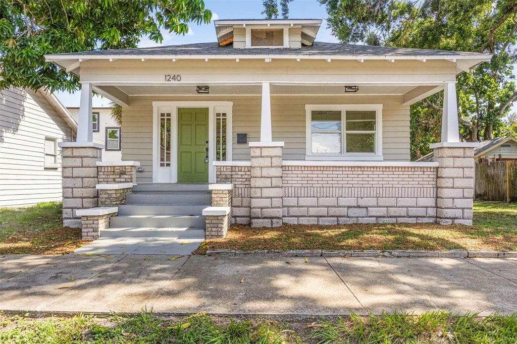 1240 JAMES AVENUE S, St Petersburg, FL 33705