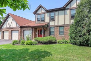 315 Deer Glen Way 2D, Bloomingdale, IL 60108