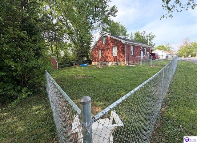 826 Rhodes Drive, Elizabethtown, KY 42701